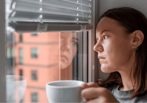 Crise d'angoisse sans raison apparente : Top 7 des causes