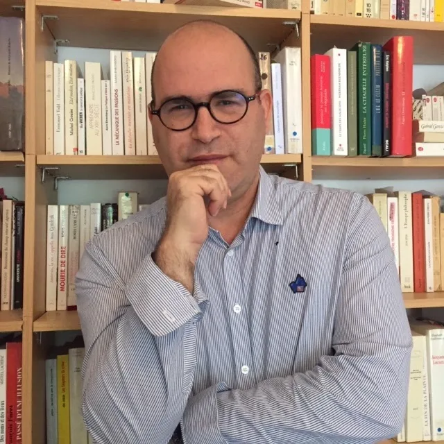 Cabinet de M. Yazid Haddar